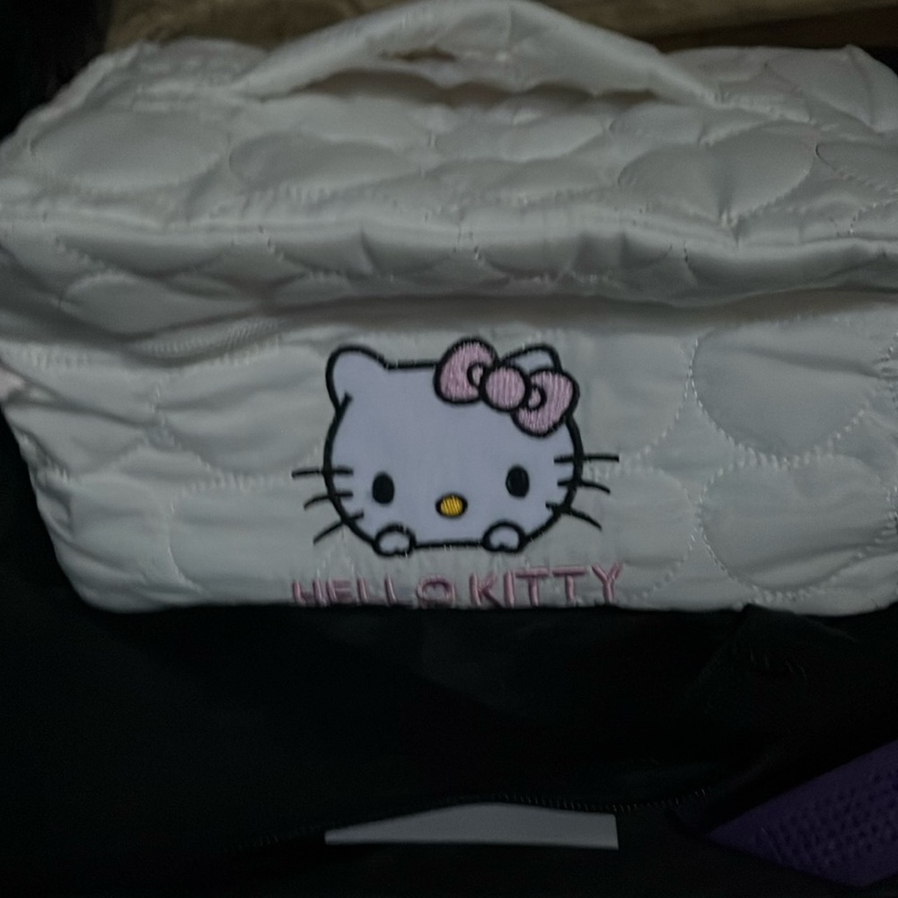 Hello Kitty Makeup Quilted Bag White